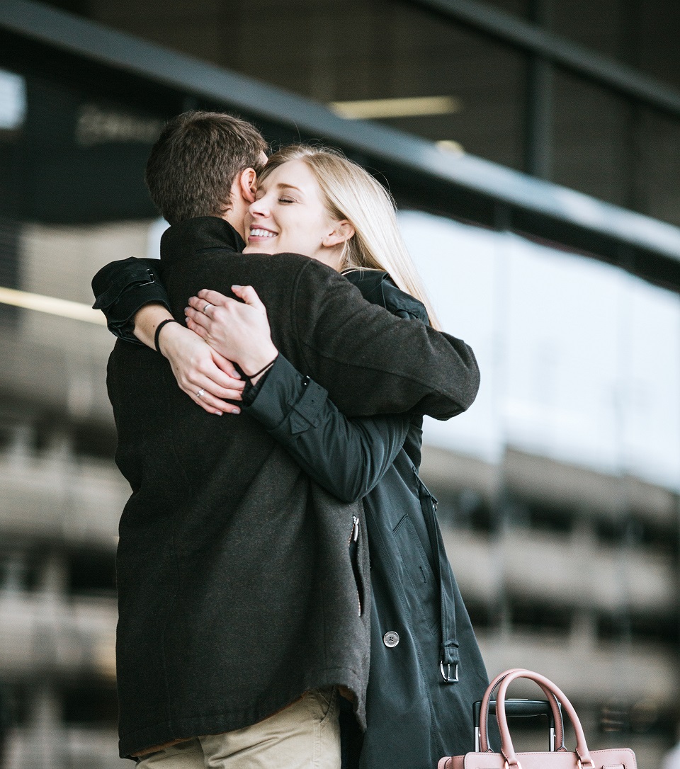 Plane wing - picking up someone from the airport